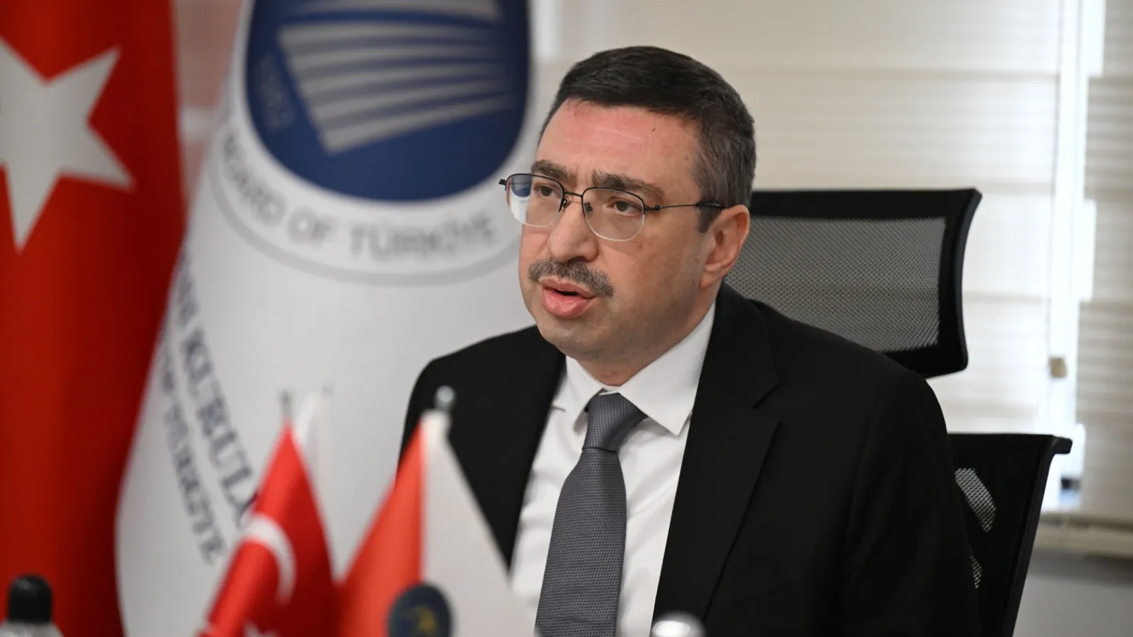 Şimşek'ten eski SPK Başkanı Gönül hakkında soruşturma izni