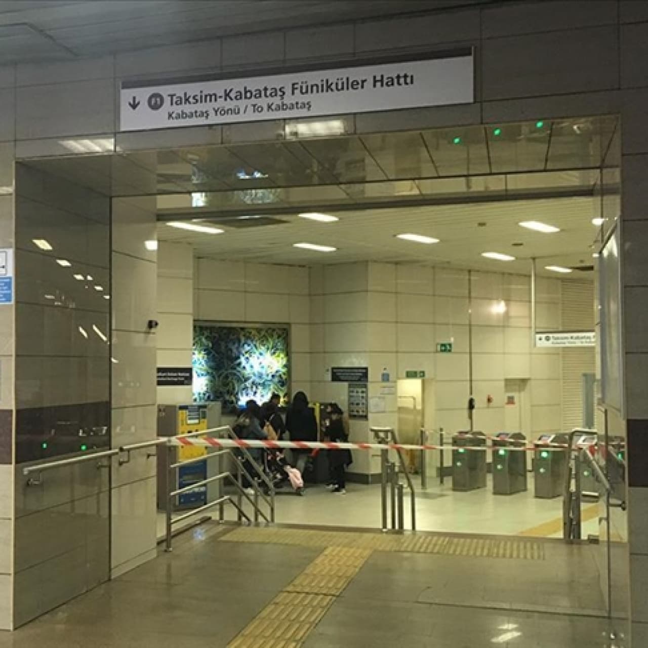 Metro ve füniküler seferlerine 1 Mayıs düzenlemesi