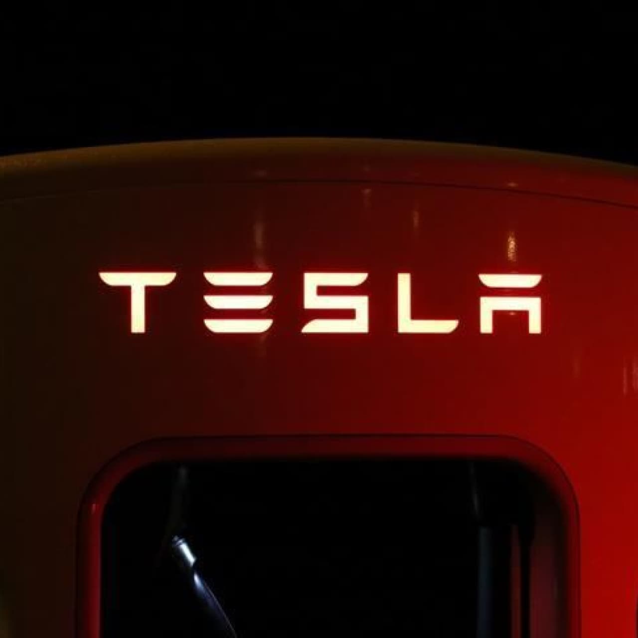 Tesla'nın kârı ilk çeyrekte yükseldi