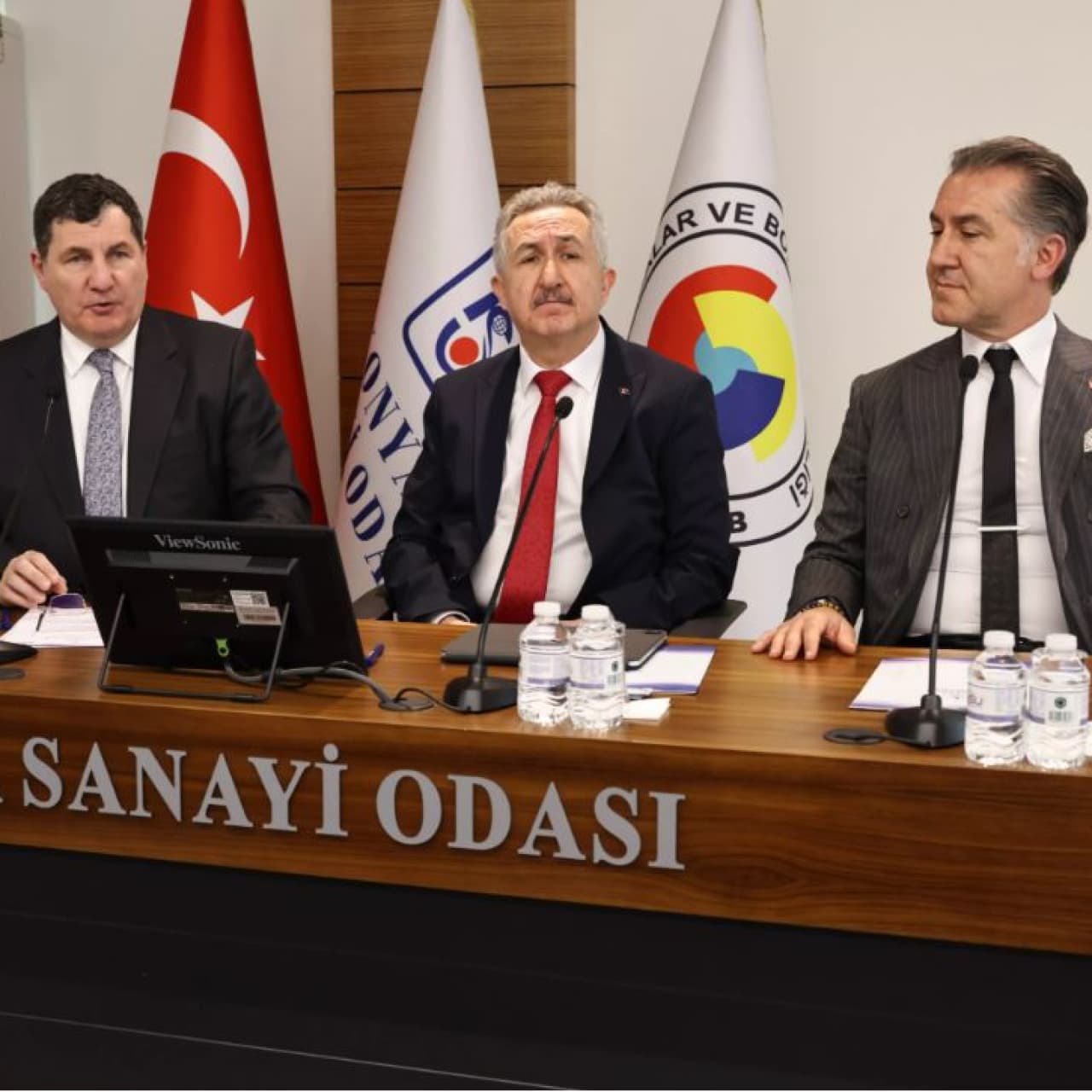 Otomotivdeki dönüşüm Konya'da masaya yatırıldı