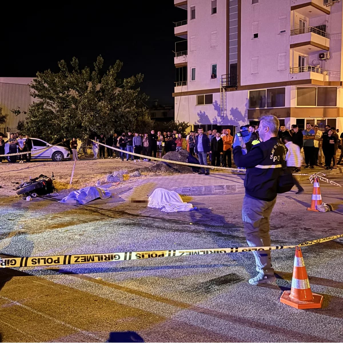 Yollar kan gölü... 3 kentte 10 ölü!
